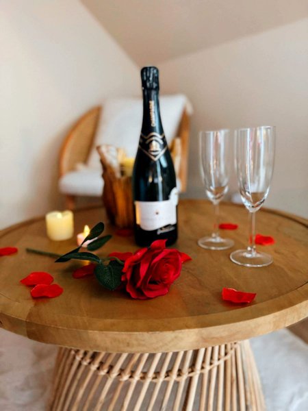 Hébergement AbracadaRoom : Évasion Sauvage et Luxe : Une Suite d’Exception À 10 minutes du centre ville d'AMIENS - Image 27