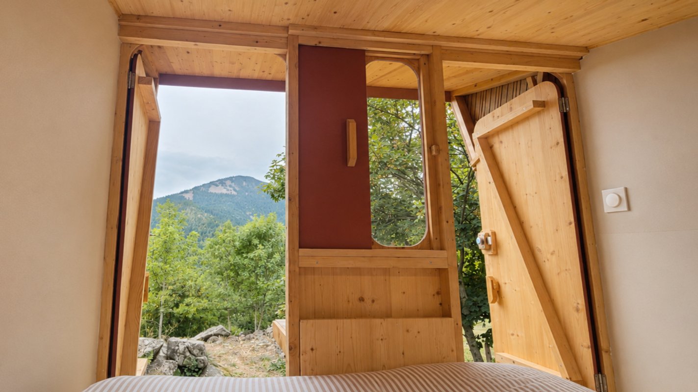 Cabane Là-Haut & SPA à Borée (7)