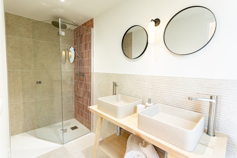 Hébergement AbracadaRoom : La Palombière 2 (avec Spa) - Image 5