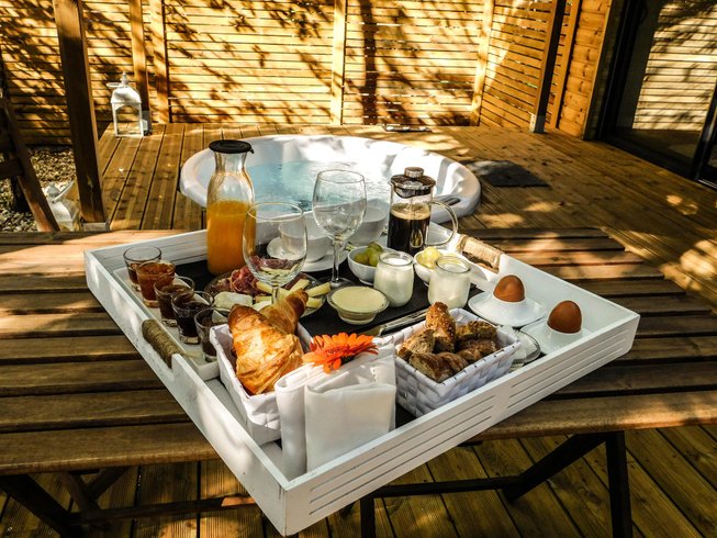 Domaine AbracadaRoom : L'Haute en Couleur Cabanes Spas - Image 7