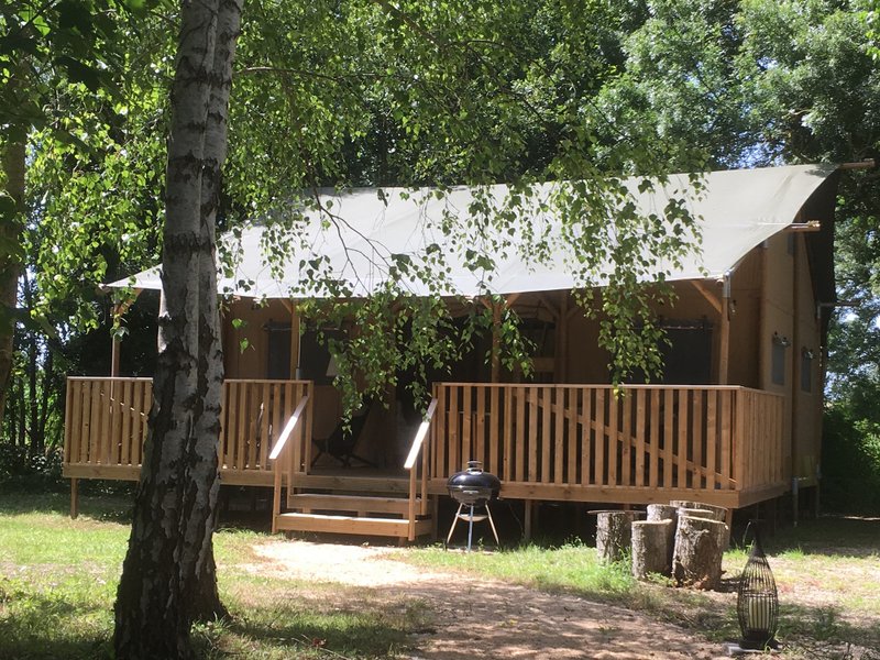 Hébergement AbracadaRoom : Tente Marie Antoinette - Image 1