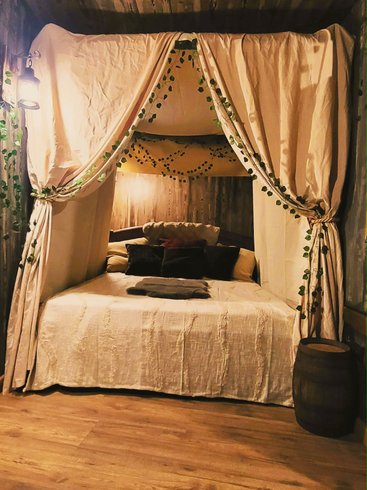 Domaine AbracadaRoom : L'Auberge du Trône - Image 2