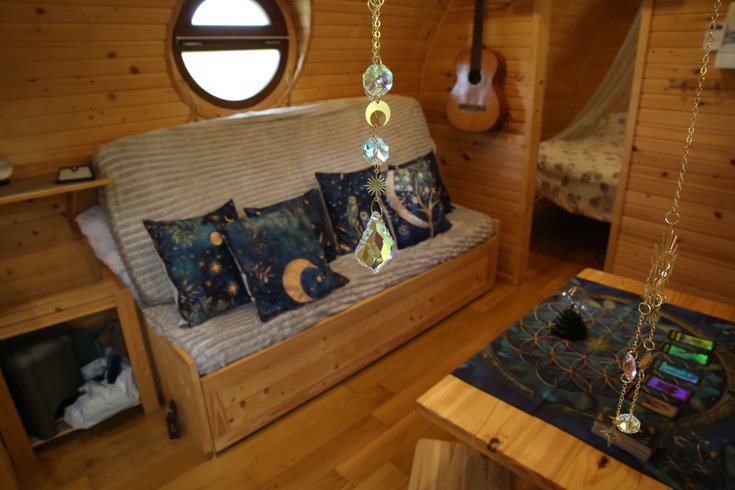 Hébergement AbracadaRoom : La roulotte de la magicienne - Image 11
