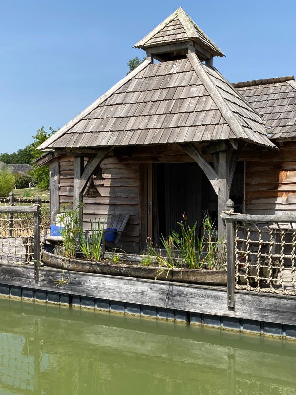 Cabane Château Biron & spa à Beaumontois En Perigord (5)