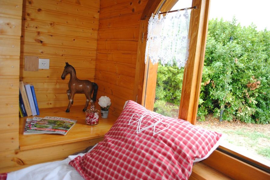 Hébergement AbracadaRoom : La Roulotte du Cos - Image 4