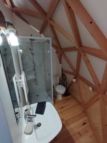 Le Dôme géodésique cocooning & Spa : Dôme en Bourgogne (Bourgogne-Franche-Comté)