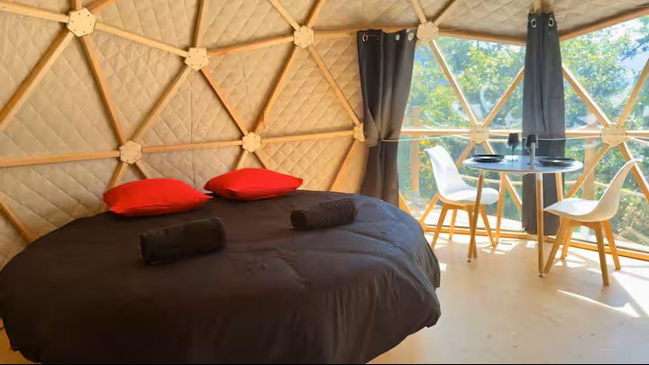 Hébergement AbracadaRoom : Dôme Climatisé & Balnéothérapie - Image 2