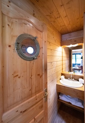 Hébergement AbracadaRoom : La Roulotte familiale Premium - Image 9