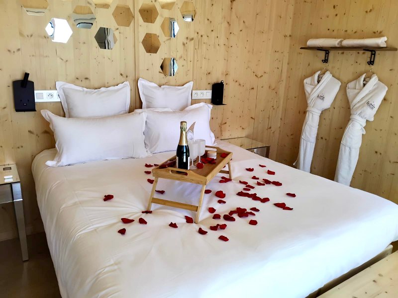 Hébergement AbracadaRoom : Cabane Spa Miroir 2 pers - Image 6