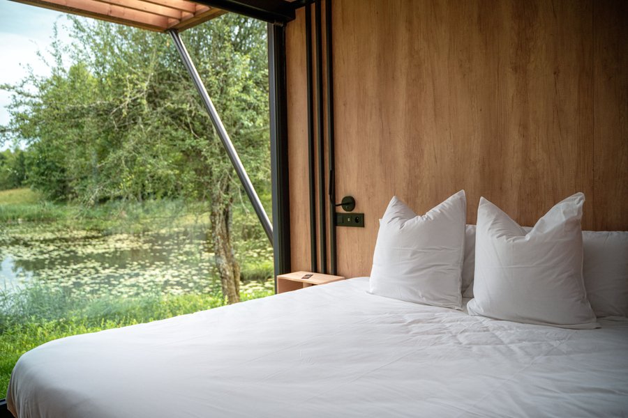 Hébergement AbracadaRoom : Lodge Duo sur terre - Vue panoramique sur l'étang & Spa - Image 3