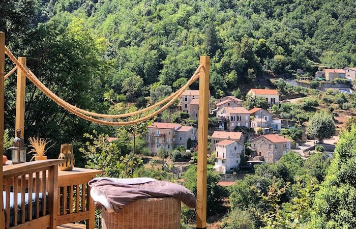 Le dôme de Mimi : Dôme en Corse