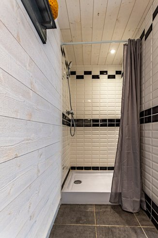 Hébergement AbracadaRoom : La Yourte de la Bergerie du Val - Image 9