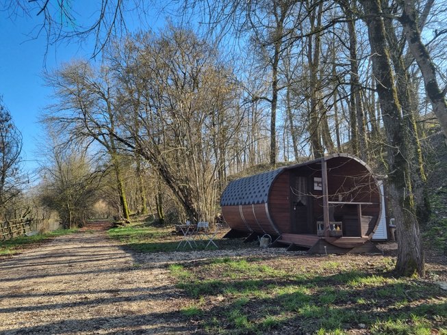 Hébergement AbracadaRoom : La cabane Tonneau - Image 1