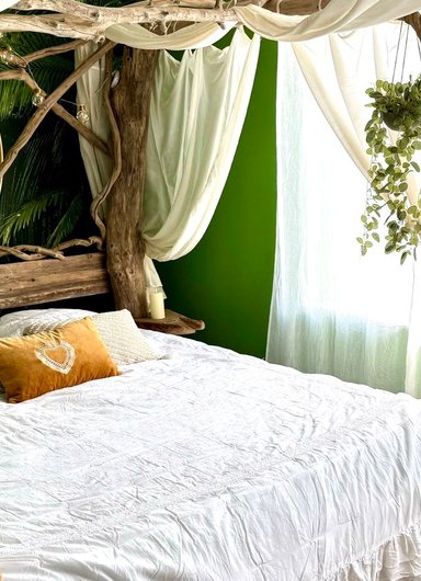 Jungle romantique Spa & Cinéma sous les arbres à Amiens