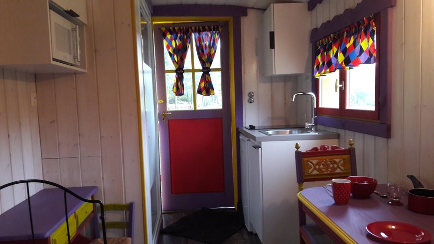 Hébergement AbracadaRoom : La Roulotte Charlotte - Image 6