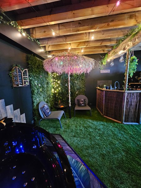 Hébergement AbracadaRoom : Secret love garden loveroom n'spa - Image 38