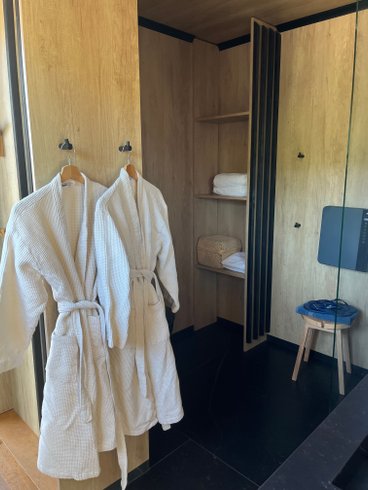 Hébergement AbracadaRoom : Lodge Duo sur Terre & Bain Nordique Privatif - Image 8
