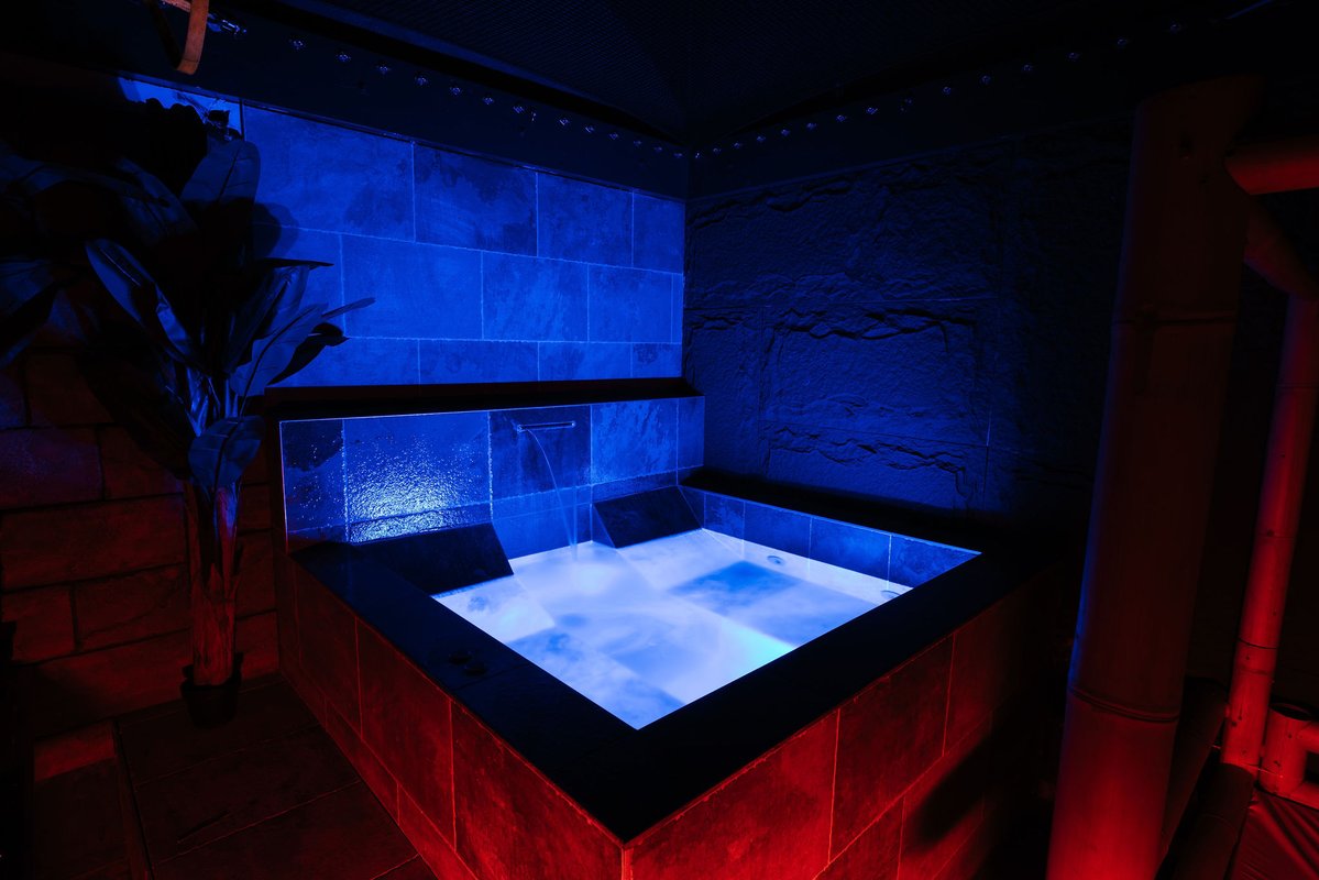 GAÏA • Filet suspendu, spa et suite privative à Manage (2)