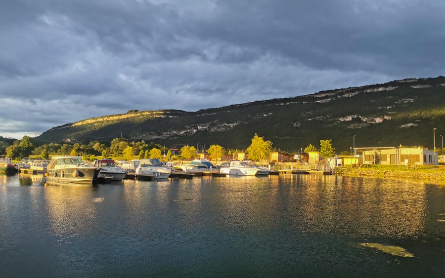 Domaine AbracadaRoom : Les Lodges de la ViaRhôna - Image 9