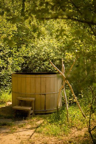 Hébergement AbracadaRoom : Cabanes Familles Spa au Bord de l'Eau - Image 23