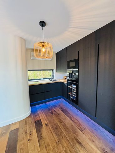 Hébergement AbracadaRoom : Lodge haut de gamme & bain nordique privatif au bord du Canal de Briare à 1h15 de Paris - Image 12