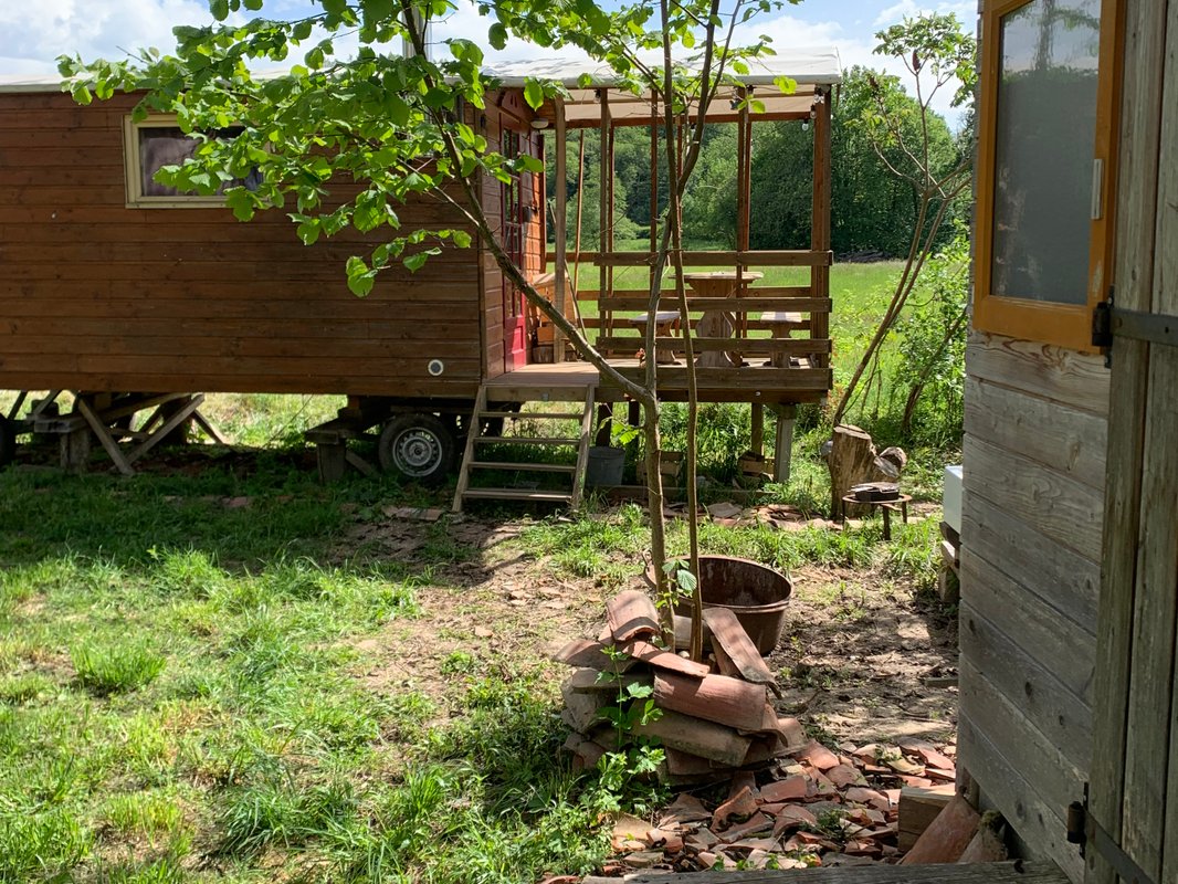 La petite roulotte de Vallin | Nature | Cosy à Torchefelon (16)