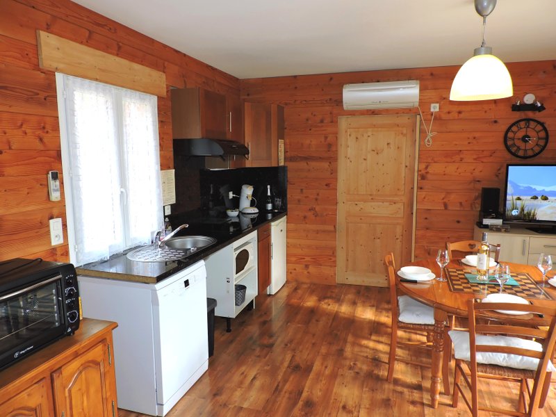 Hébergement AbracadaRoom : Chalet Spa Cèdre - Image 13