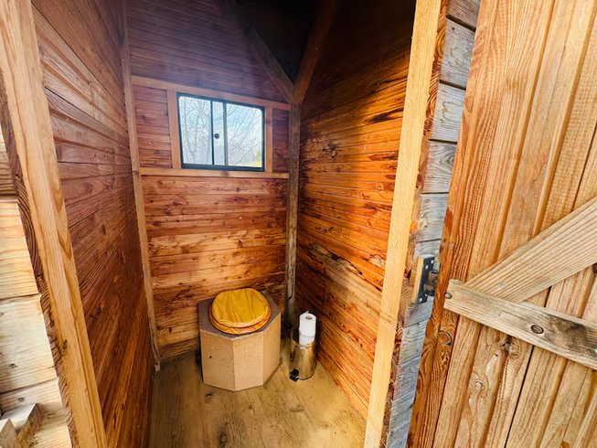 Hébergement AbracadaRoom : La petite roulotte de Vallin | Nature | Cosy - Image 9