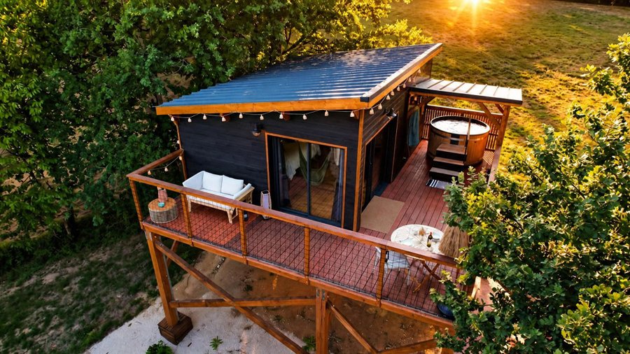 Hébergement AbracadaRoom : La Cabane Feu de Forêt & spa privatif - Image 1