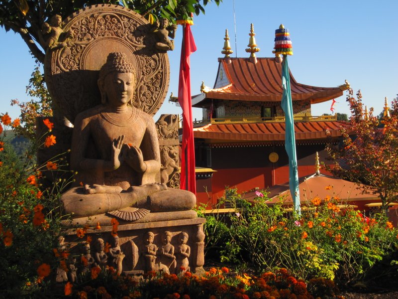 Domaine AbracadaRoom : Séjour Méditation à Lérab Ling - Image 16