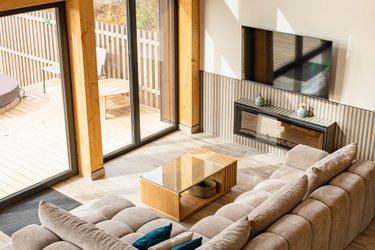 Hestia + Freya : Ecolodge de luxe avec 2 bains nordiques pour 2-14 personnes à Saint-Mards-En-Othe (2)