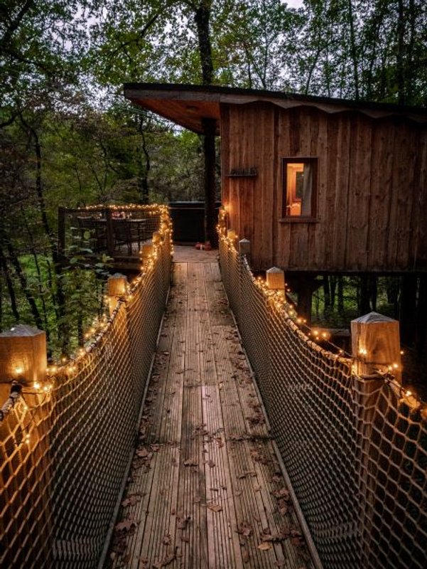 Cabane avec spa "Carrelet" PMR ou Familiale à Lamothe-Fénelon (4)