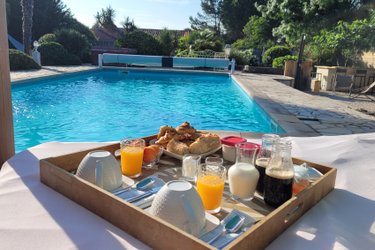 Le Mas Blanc & Spa à Malves-En-Minervois (3)