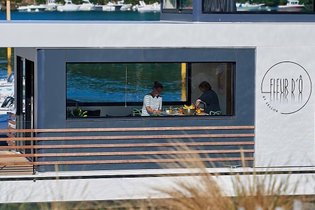 Lodge Boat Fleur d'Ô