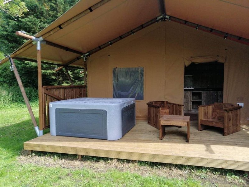 Hébergement AbracadaRoom : Tente Woody Safari & Spa - Image 1