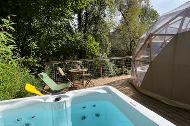 Dôme Guatape avec jacuzzi à Nanteuil Les Meaux (4)