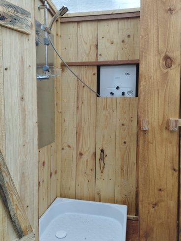 Hébergement AbracadaRoom : La Roulotte  Romantique du P'tit Buron - Image 9