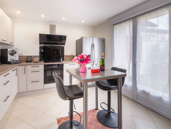 Hébergement AbracadaRoom : Eau Loin - Villa avec spa, sauna, hammam & salle de jeux - Image 20