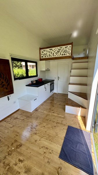 Hébergement AbracadaRoom : Tiny house au bord de l'eau - Image 4