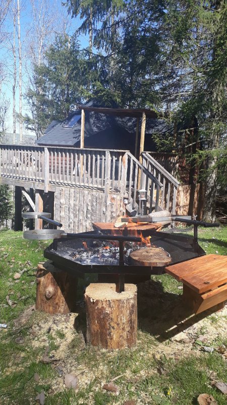 Cabane & Spa des Trappeurs à Cheylade (6)