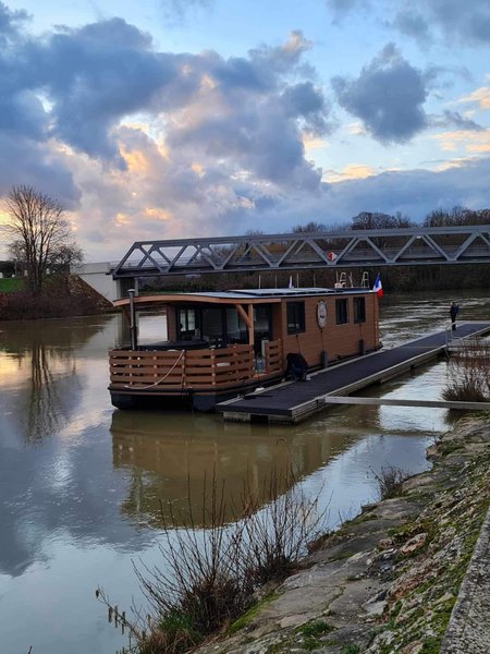 Domaine AbracadaRoom : My House Boat - Image 6