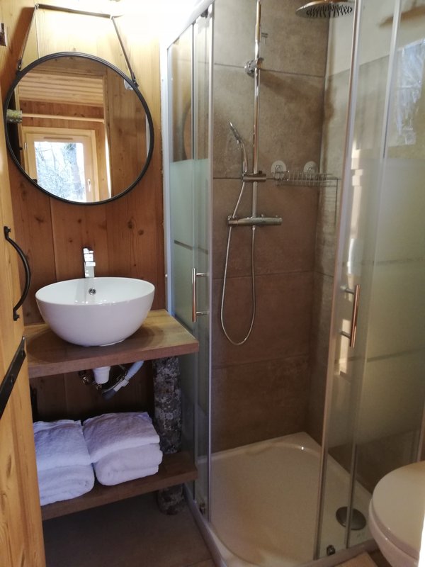 Cabane Spa des Chastelas à St Julien En Champsaur (7)