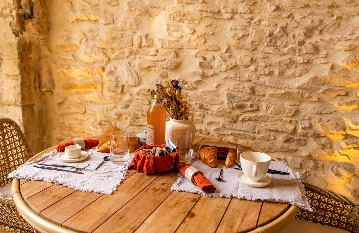 La Grange - Chambre intimiste & spa - Tavel à Tavel (37)