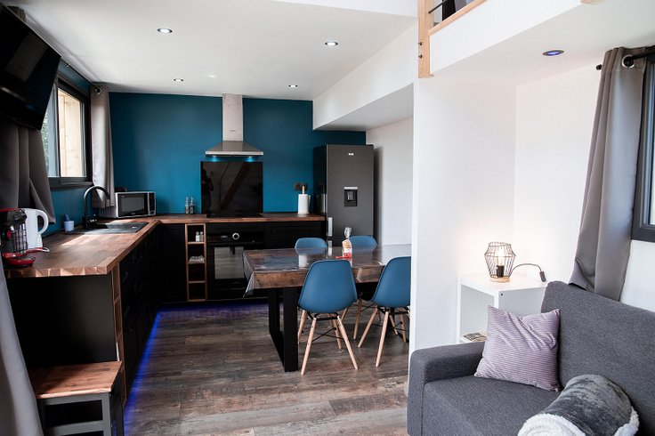 Hébergement AbracadaRoom : Tiny contemporaine & Spa - Image 17