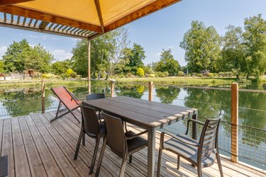 Maison sur l'eau 2 à Beauchamps (1)