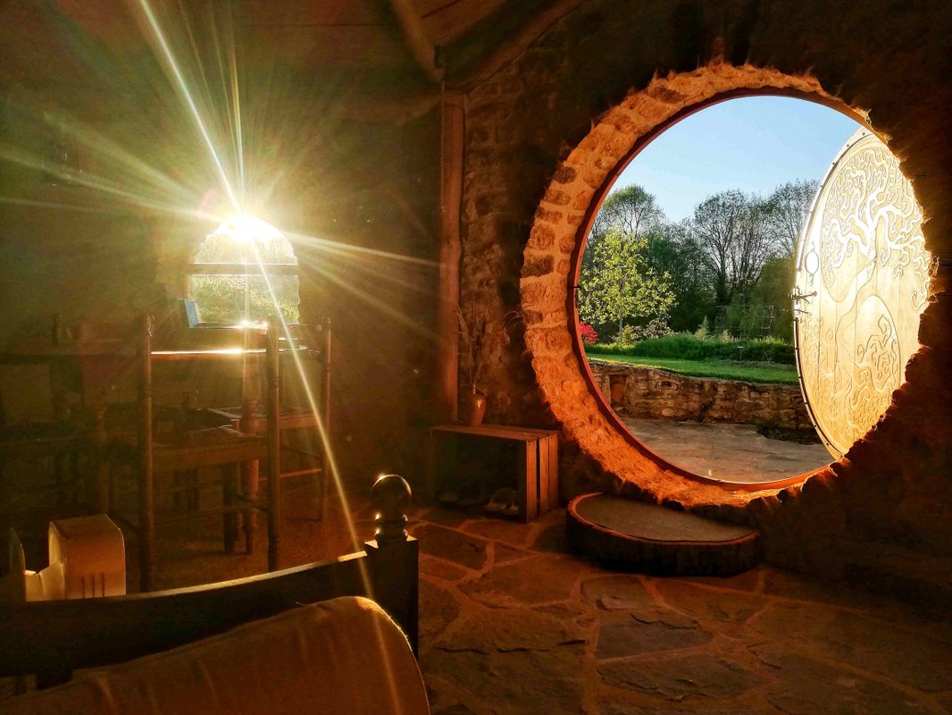 Le refuge des Hobbits à Magné (2)