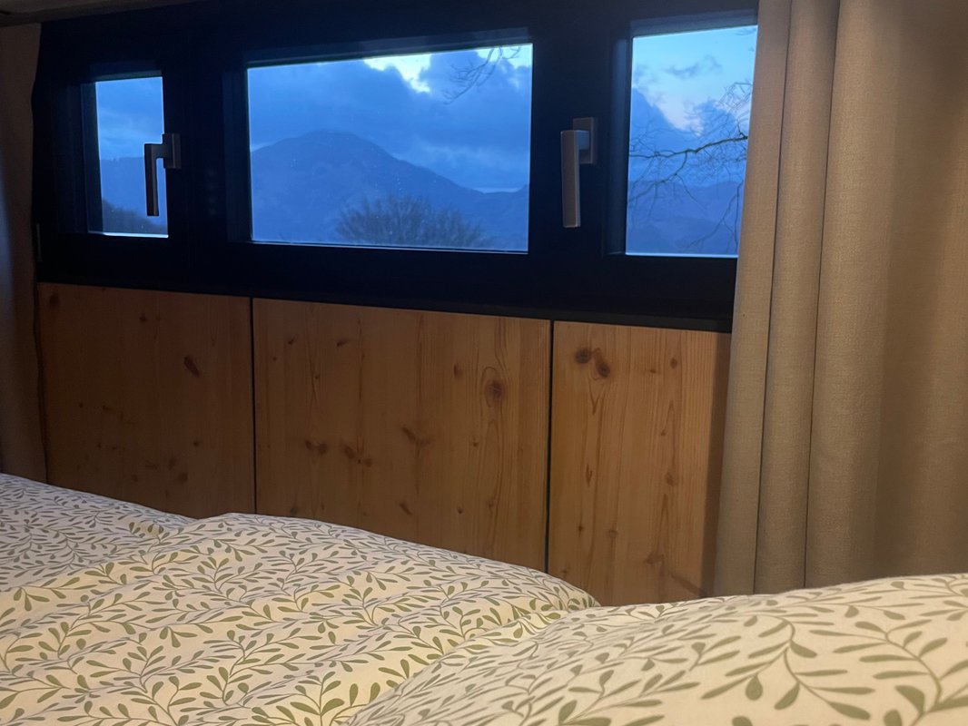 Cabane Etxe ttipia avec vue panoramique à Banca (13)