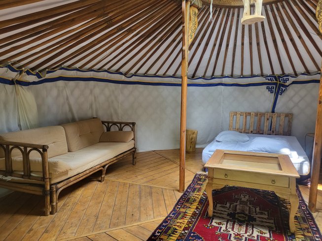 Hébergement AbracadaRoom : Yourte traditionnelle - Image 4