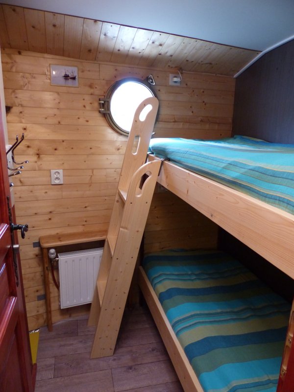 Péniche Le Haricot Noir à Colombiers (7)