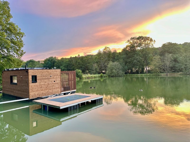 Hébergement AbracadaRoom : Cabane sur l'eau : L’Õdacieuse - Image 18